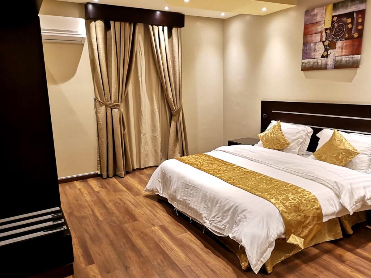 Bzul For Furnished Apartments Ar Riyad Esterno foto