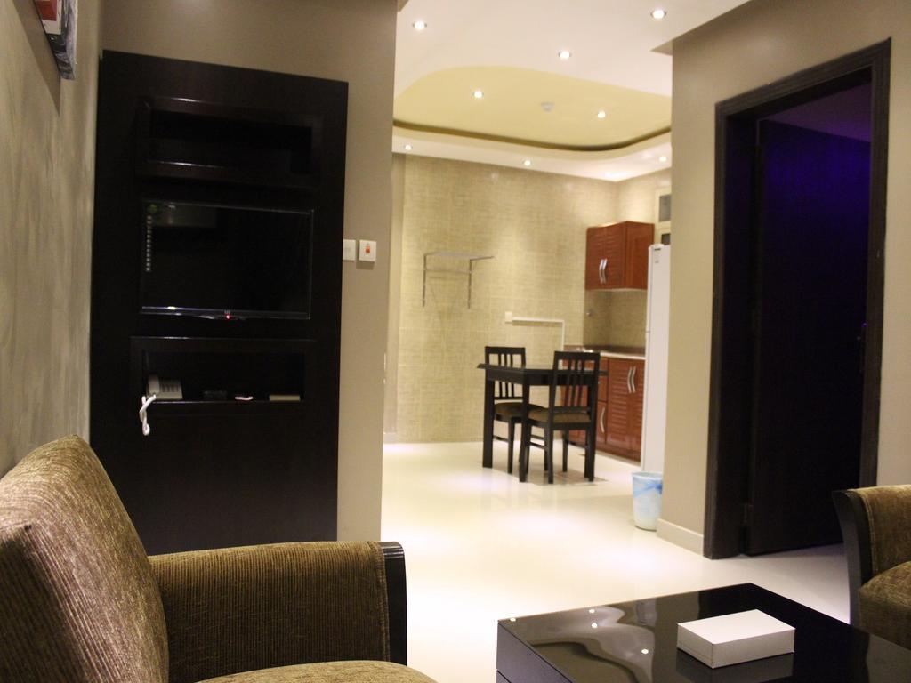 Bzul For Furnished Apartments Ar Riyad Esterno foto