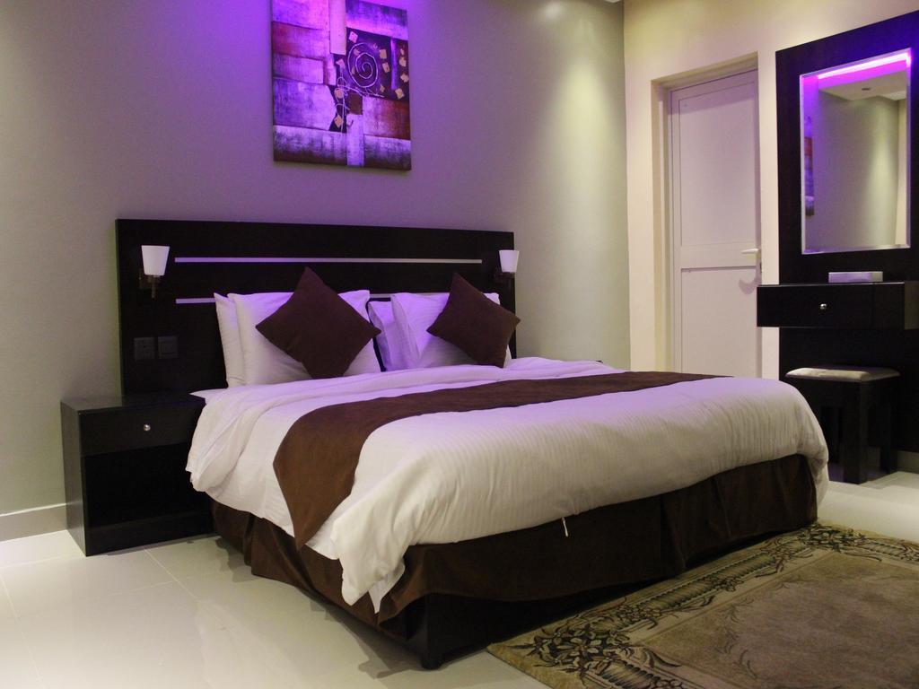 Bzul For Furnished Apartments Ar Riyad Esterno foto